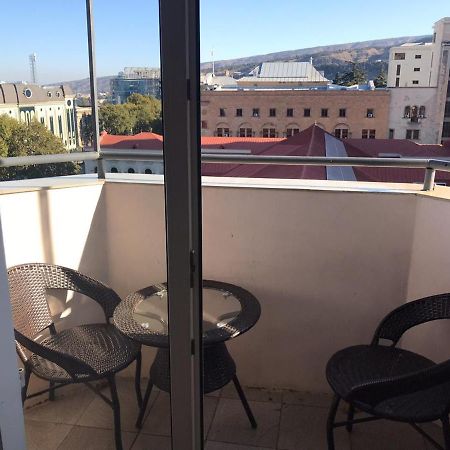 Rustaveli Apartment City Centre Τυφλίδα Εξωτερικό φωτογραφία