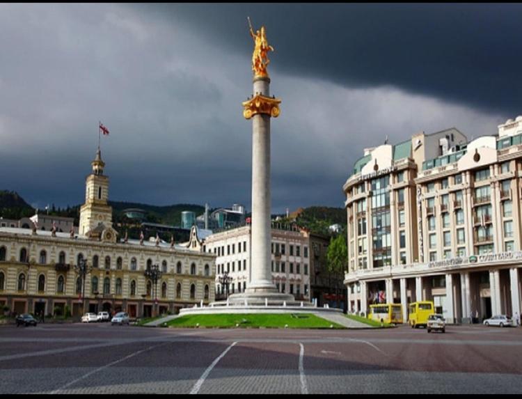 Rustaveli Apartment City Centre Τυφλίδα Εξωτερικό φωτογραφία
