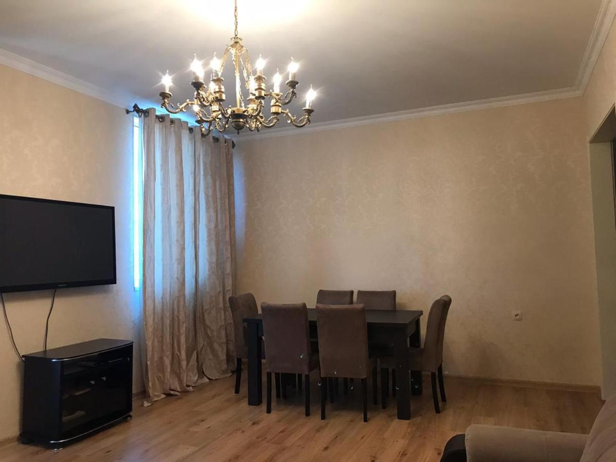 Rustaveli Apartment City Centre Τυφλίδα Εξωτερικό φωτογραφία